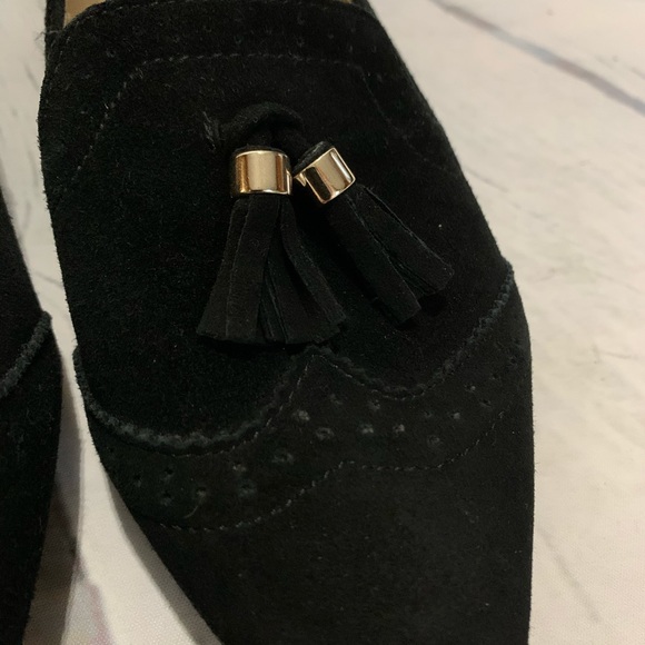 VINCE CAMUTO Rizell Black Smooth Velvet Suede Shoe - Picture 7 of 10